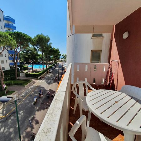 Residence Luna Lignano Sabbiadoro Exterior foto