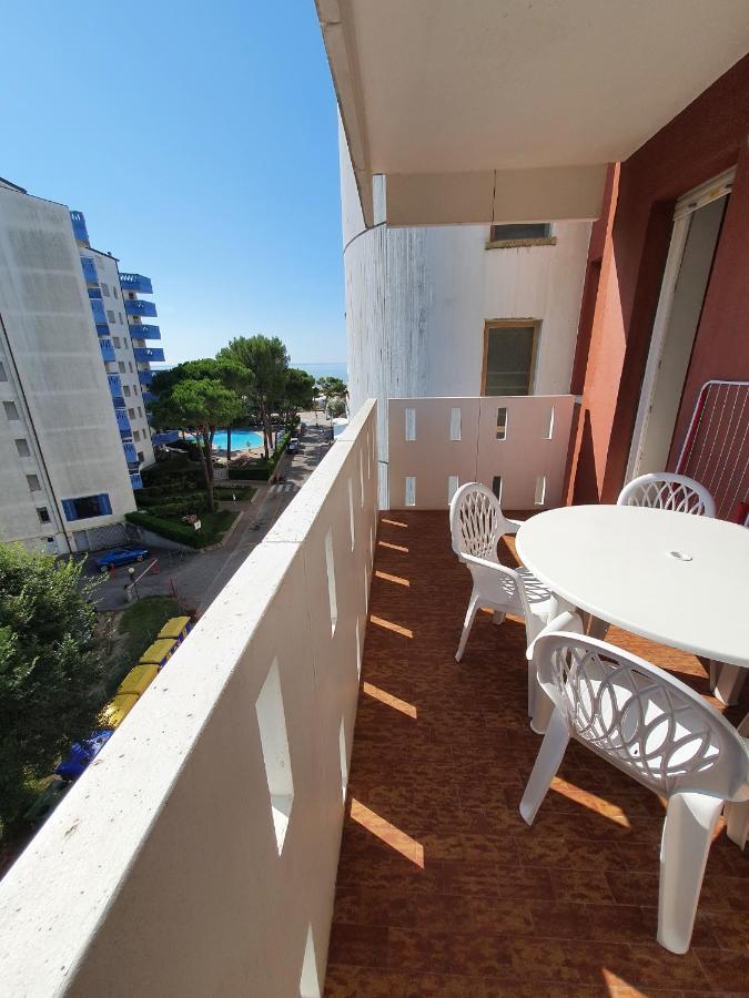 Residence Luna Lignano Sabbiadoro Exterior foto