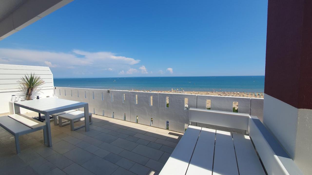 Residence Luna Lignano Sabbiadoro Exterior foto