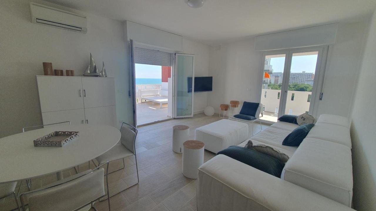 Residence Luna Lignano Sabbiadoro Exterior foto