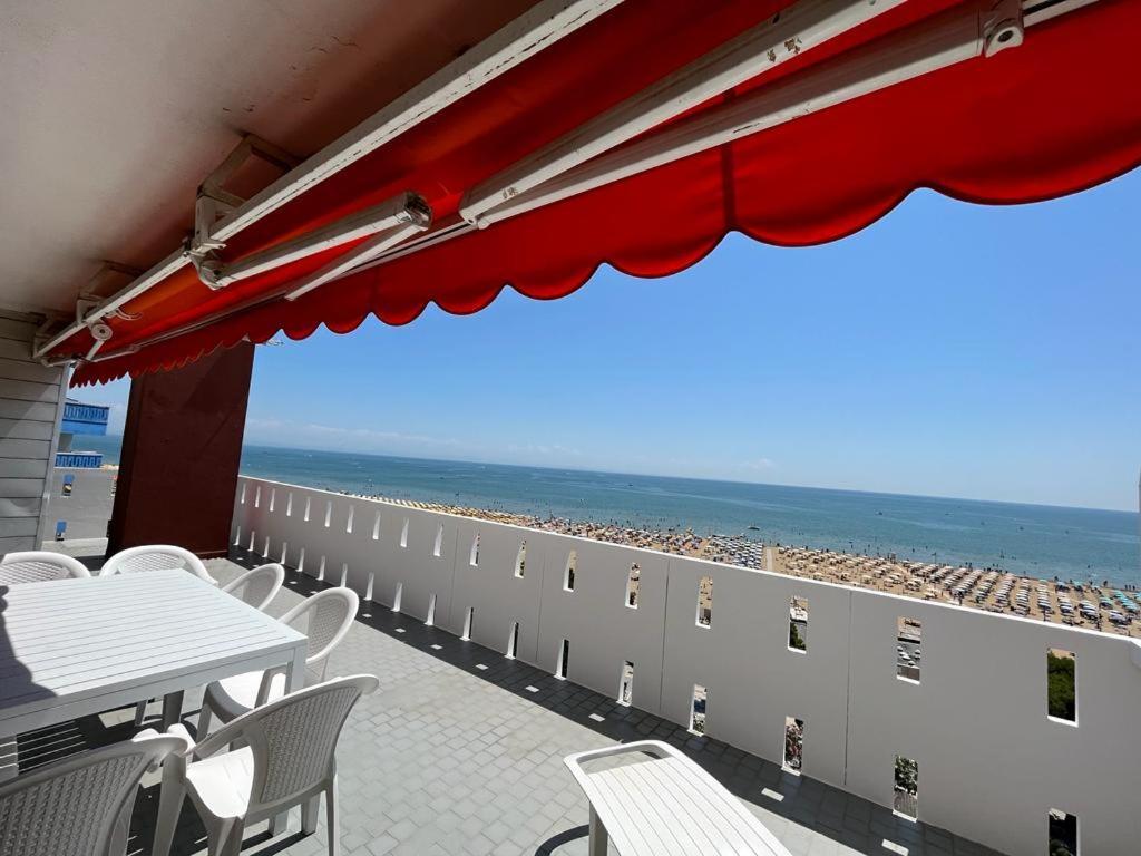 Residence Luna Lignano Sabbiadoro Exterior foto